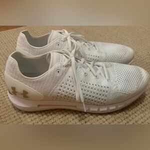 Men’s Running Training Athletic Shoe Size 13 Under Armour HOVR Sonic White Gold